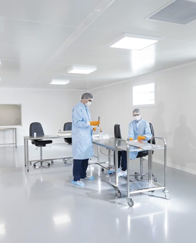Salle blanche Iso 7 pour sous-traitance en atmosph&egrave;re propre