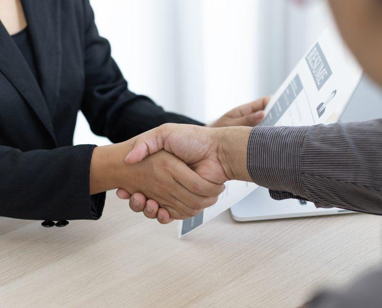 Approche humaine pour accompagner les candidats dans leurs projets